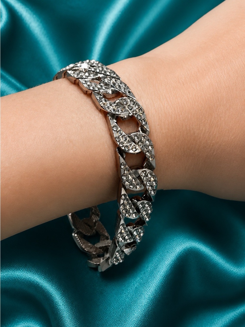 Silvertone Pave Cuban Link Men’s Bracelet, 8” long, BRAND NEW!